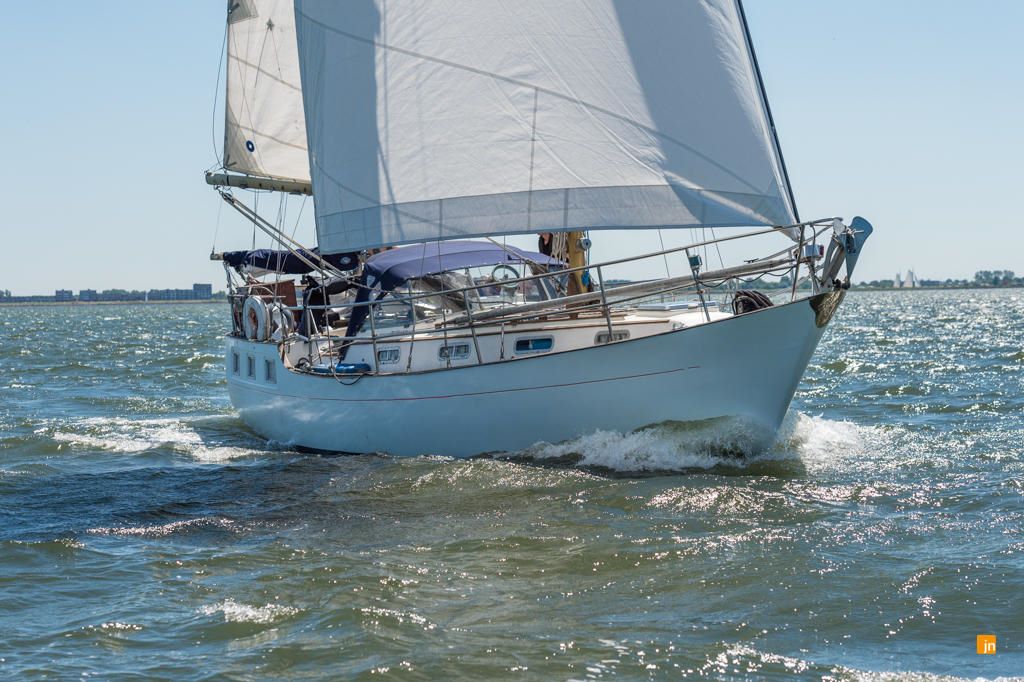 Veleiro Minos a navegar em Portimão